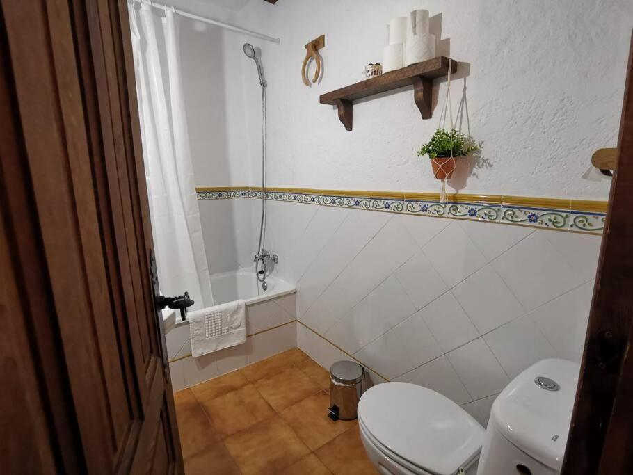 Casabenadalid. Casa Rural Con Piscina. ภายนอก รูปภาพ