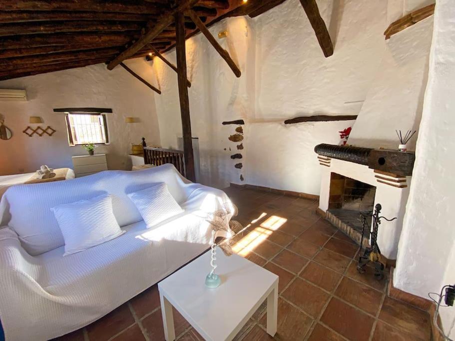 Casabenadalid. Casa Rural Con Piscina. ภายนอก รูปภาพ