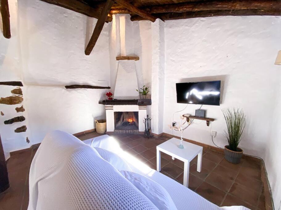 Casabenadalid. Casa Rural Con Piscina. ภายนอก รูปภาพ