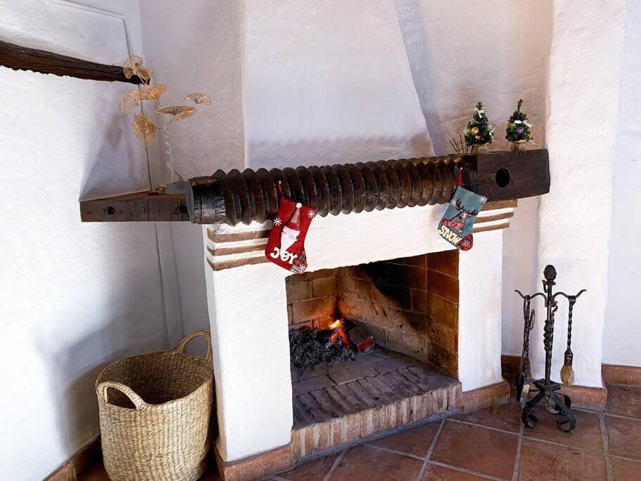Casabenadalid. Casa Rural Con Piscina. ภายนอก รูปภาพ